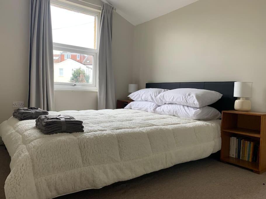 Central 2 Bed Flat. Free Parking Bristol Extérieur photo